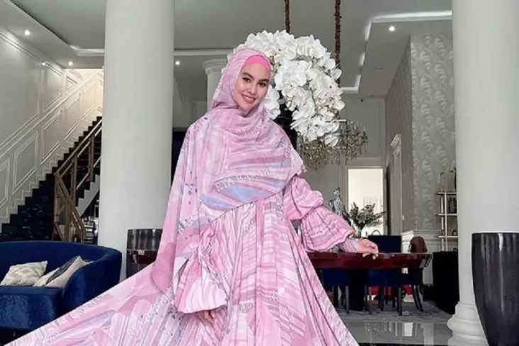 Kartika Putri Laporkan...