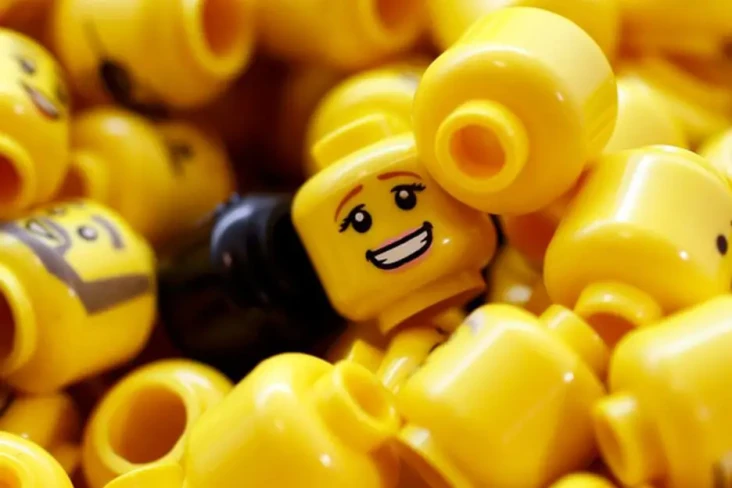 Lego Keluar dari Rusia,...