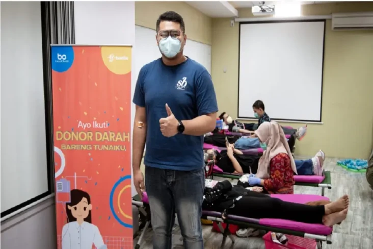Rayakan Hari Jadi Ke-8,...