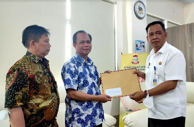 Peserta Lelang BUMD...