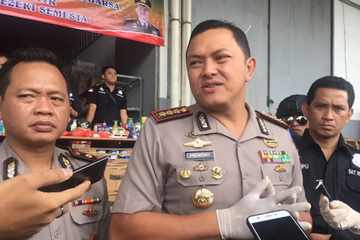 Hengki Haryadi Pimpin...