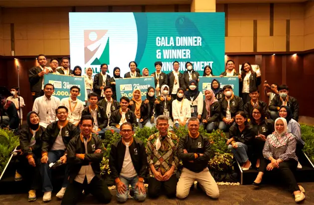 Tim dari Universitas...