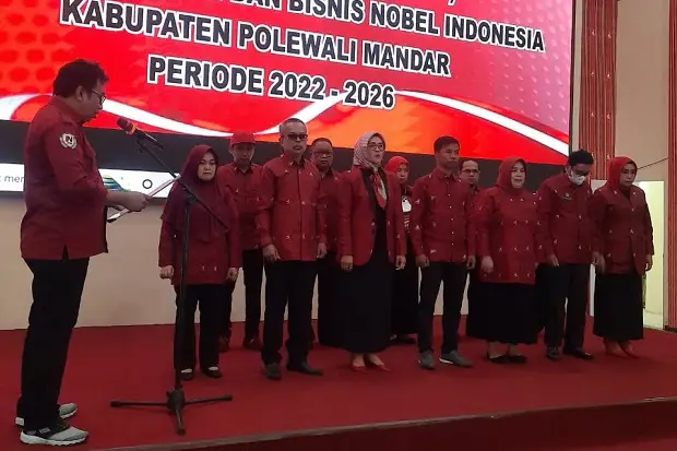 Rektor Nobel Indonesia...