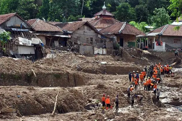 Bencana Kepung Bogor,...