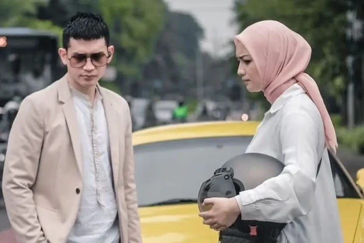 Dipertemukan dalam Satu...