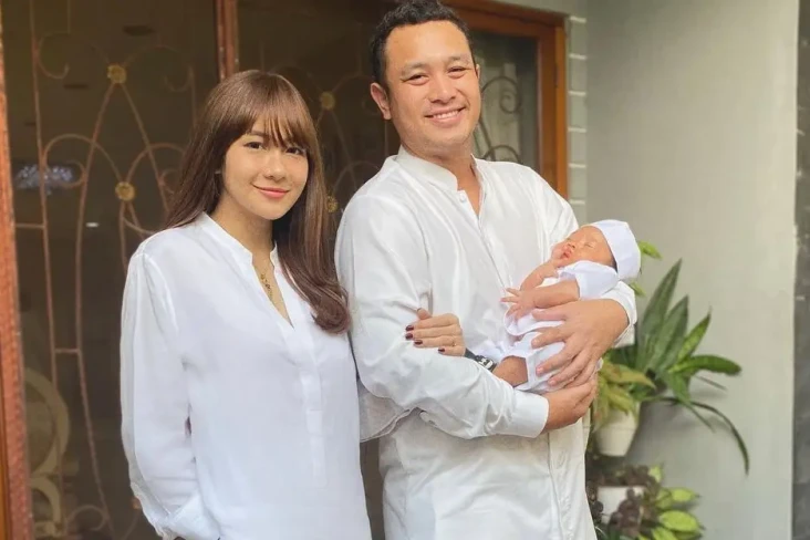 Gilang Dirga dan Adiezty...