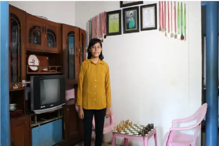 Kisah Alza, Dari Langganan...