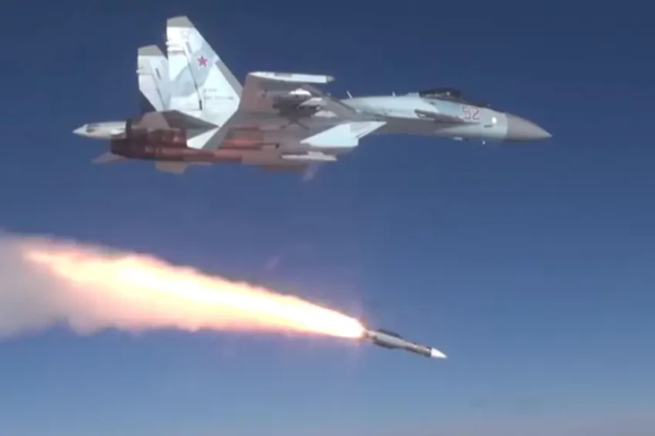Jet Tempur Rusia Tembak...