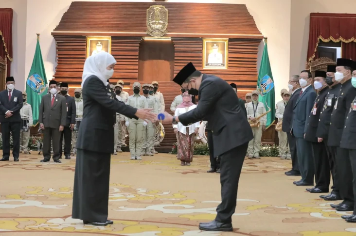 Dilantik Menjadi Sekdaprov...