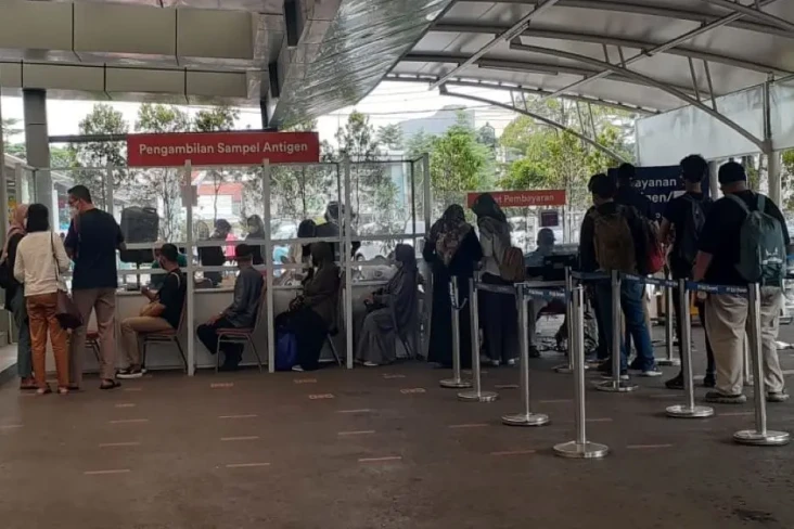 Naik Kereta Wajib Booster,...