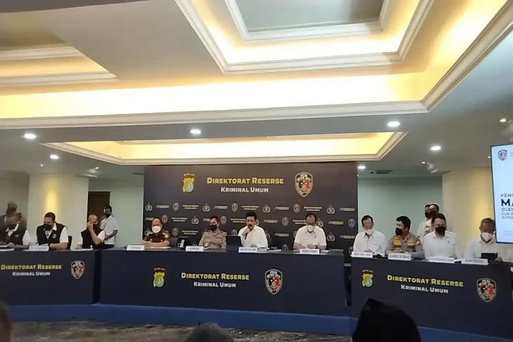 Menteri ATR/BPN Hadi...