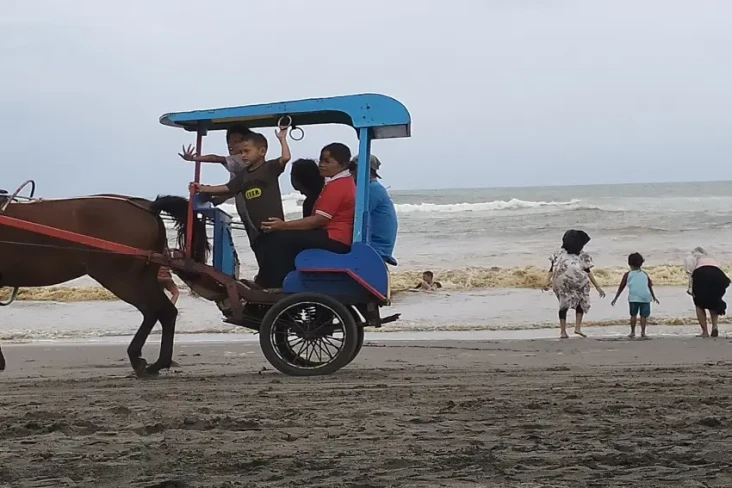 Pascagelombang Tinggi,...
