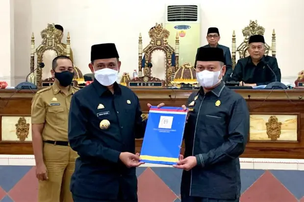 Bupati Wajo Sampaikan...
