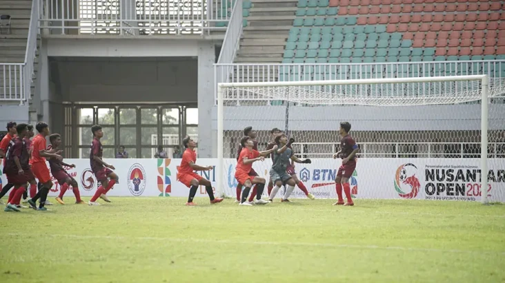 Piala Prabowo Subianto,...