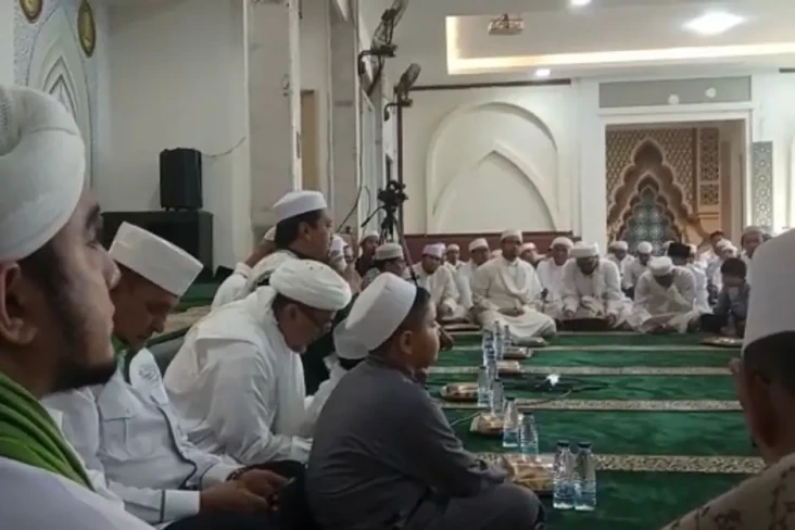 Bebas Hari Ini, Habib...