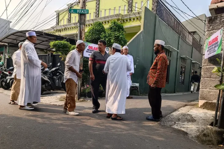 Habib Rizieq Pulang,...