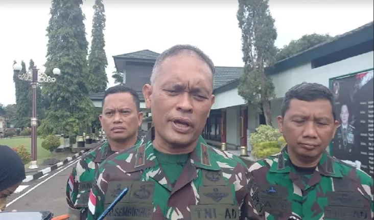 Bantai 11 Warga Sipil,...