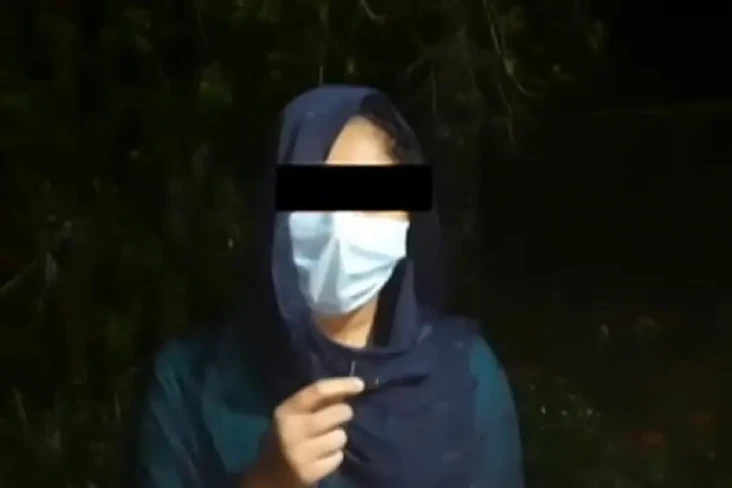 Gadis-gadis Ini Dipaksa...