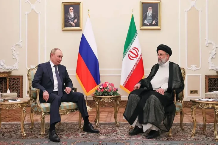 Putin Kunjungi Iran,...