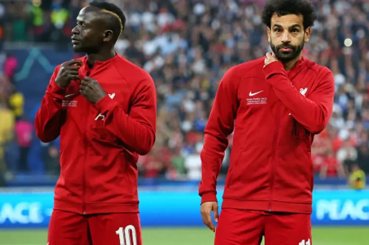 Mohamed Salah vs Sadio...
