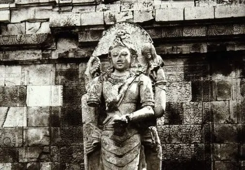Kisah Tragis Candi Roro...