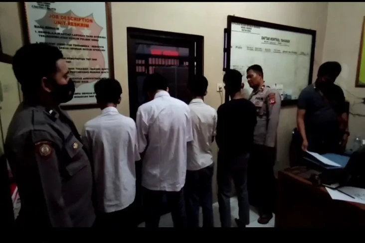Mencekam! Tawuran Pelajar...