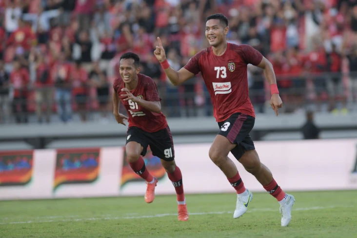 Bali United vs Persija...