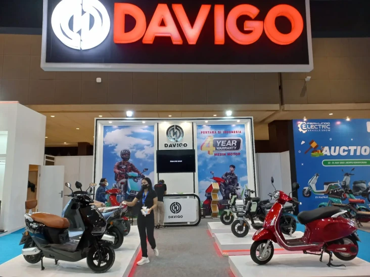 Menggoda, Motor Listrik...