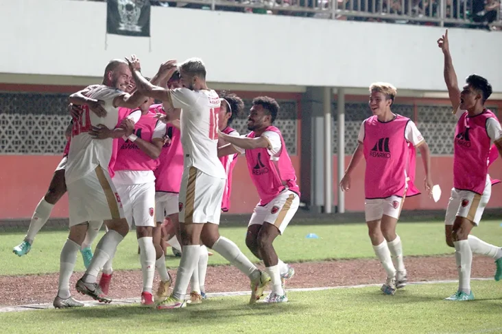 Hasil PSS Sleman vs...