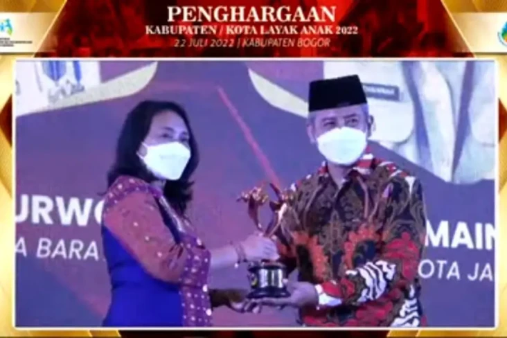 Raih Penghargaan Kota...