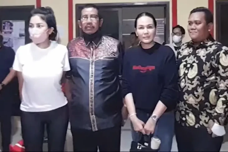 Pengacara Tepis Nikita...
