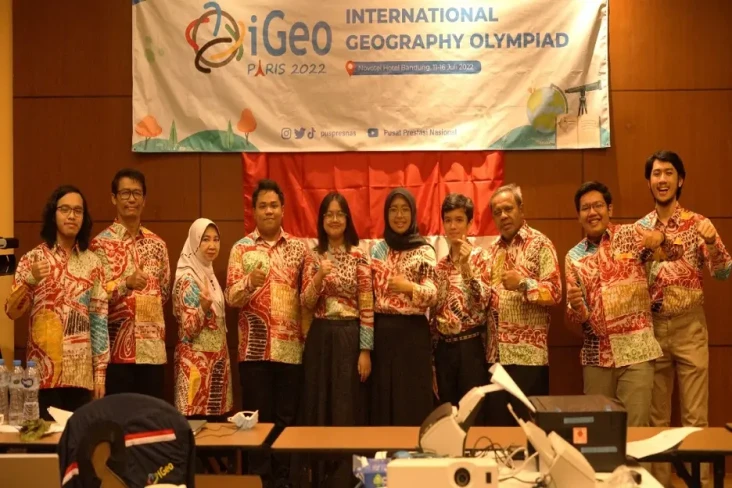 Top! Pelajar Indonesia...