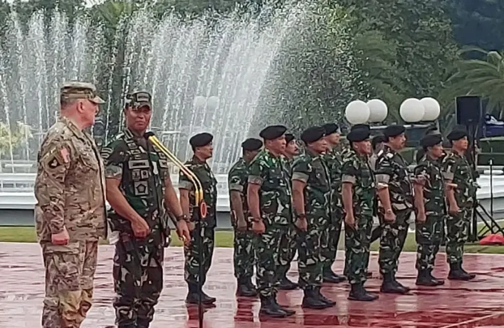 Terima Panglima Militer...