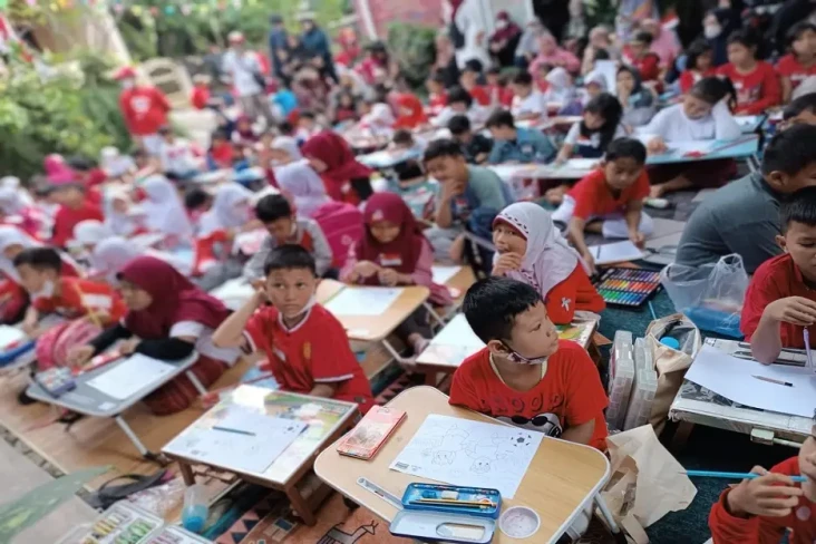 Hari Anak Nasional 2022,...