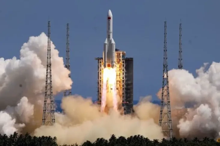 China Luncurkan Modul...