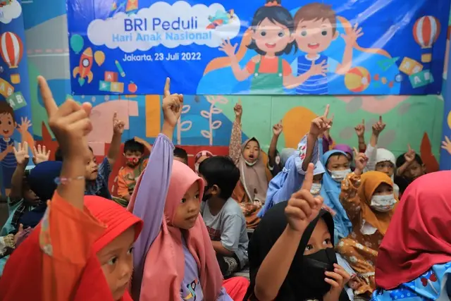 Peringati Hari Anak...