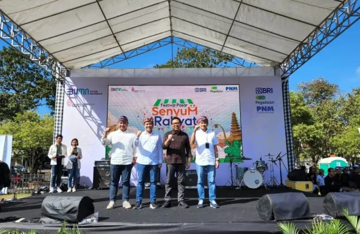 Pegadaian Kembali Gelar...