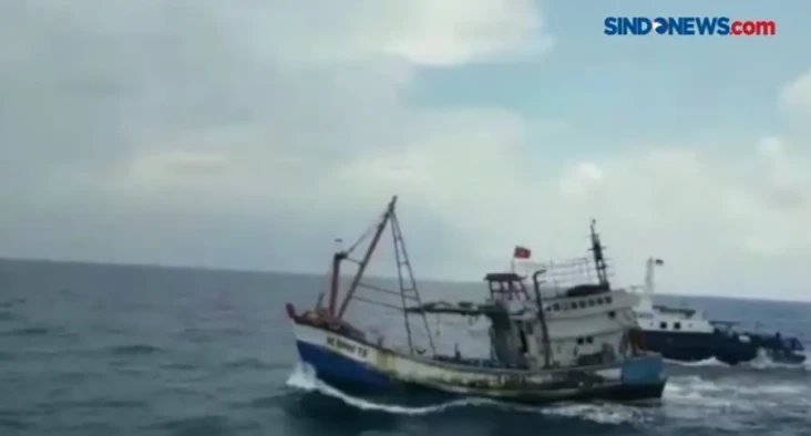 2 Kapal Vietnam Ditangkap...