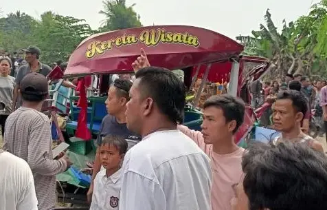 Sopir Odong-odong Maut...