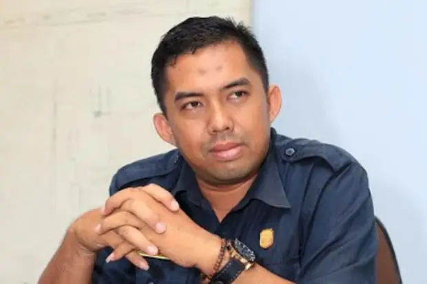 Jadi Penumpang Bus,...