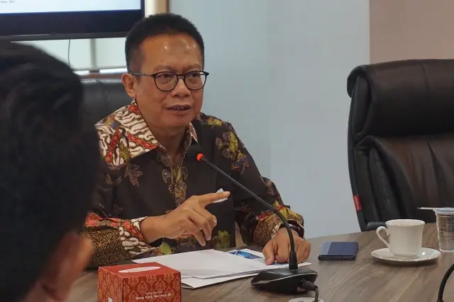 Kebijakan Strategis...