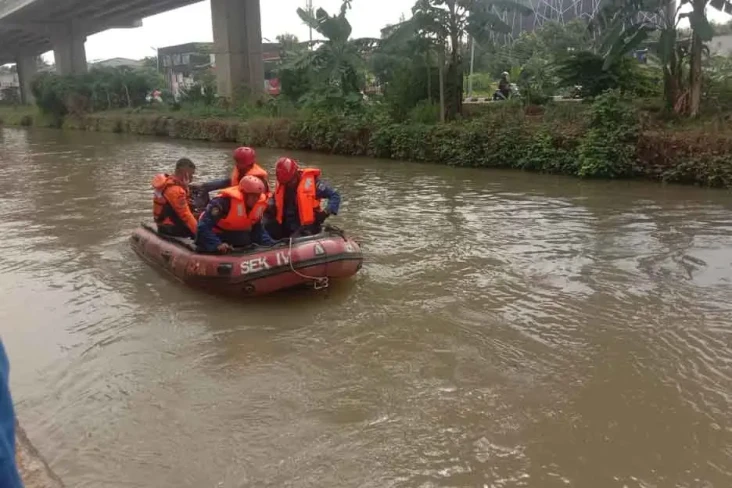 Pria yang Tenggelam...