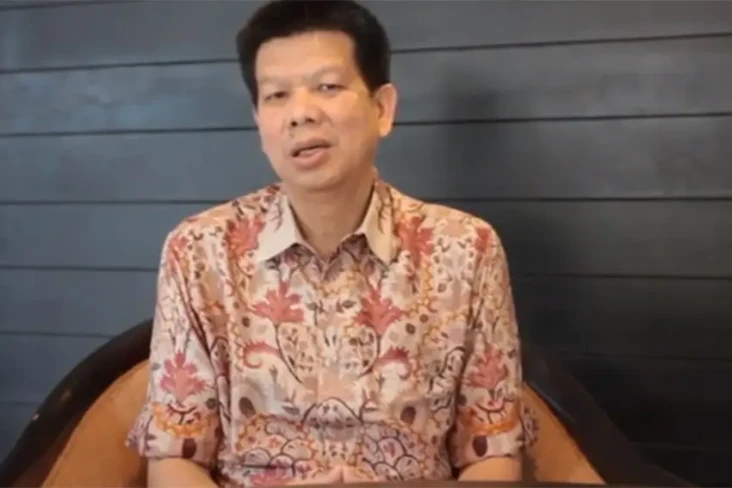 Profil Pemilik Restoran...