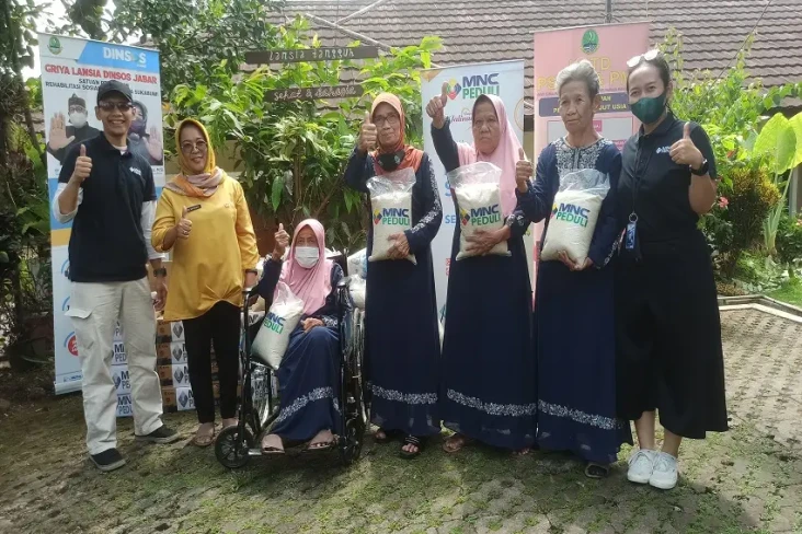 MNC Peduli Salurkan...