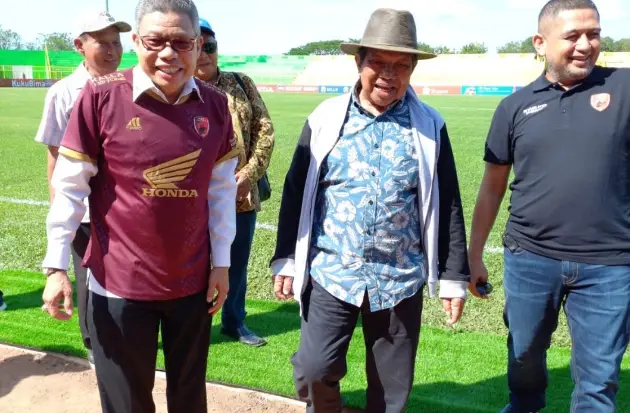 Tinjau Stadion GBH,...