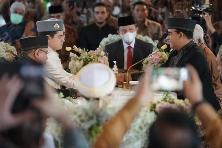Saksi Nikah Mutiara...