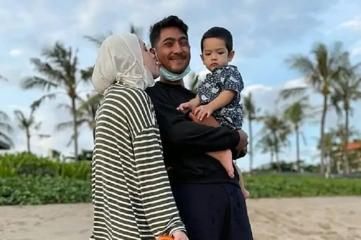 Profil Anak Arya Saloka...