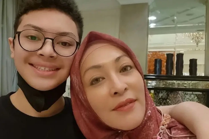 Angelina Sondakh Sangat...