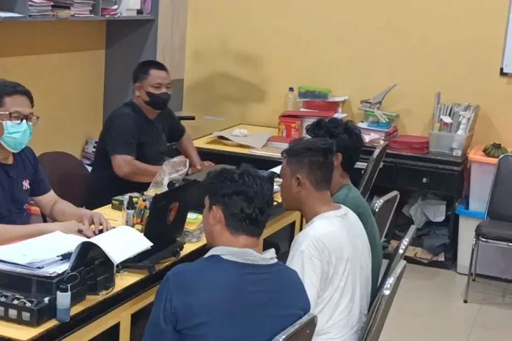 Belasan Kali Beraksi,...