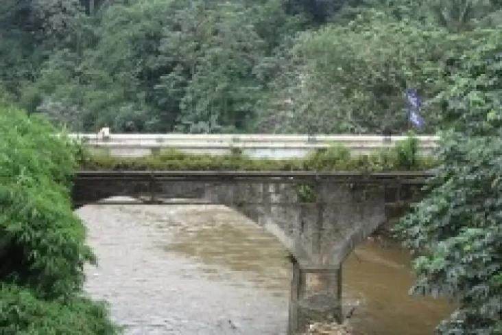 Cerita Misteri Jembatan...